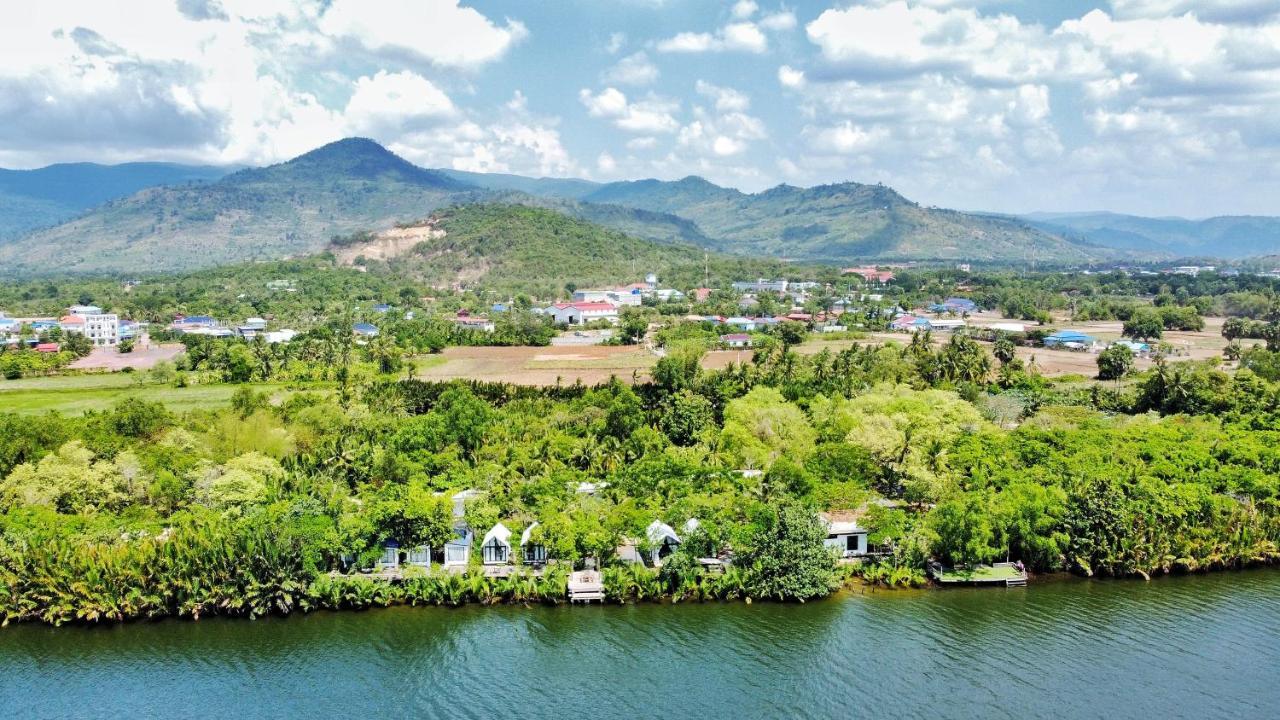 Kampot Riverfront Boutique Екстериор снимка