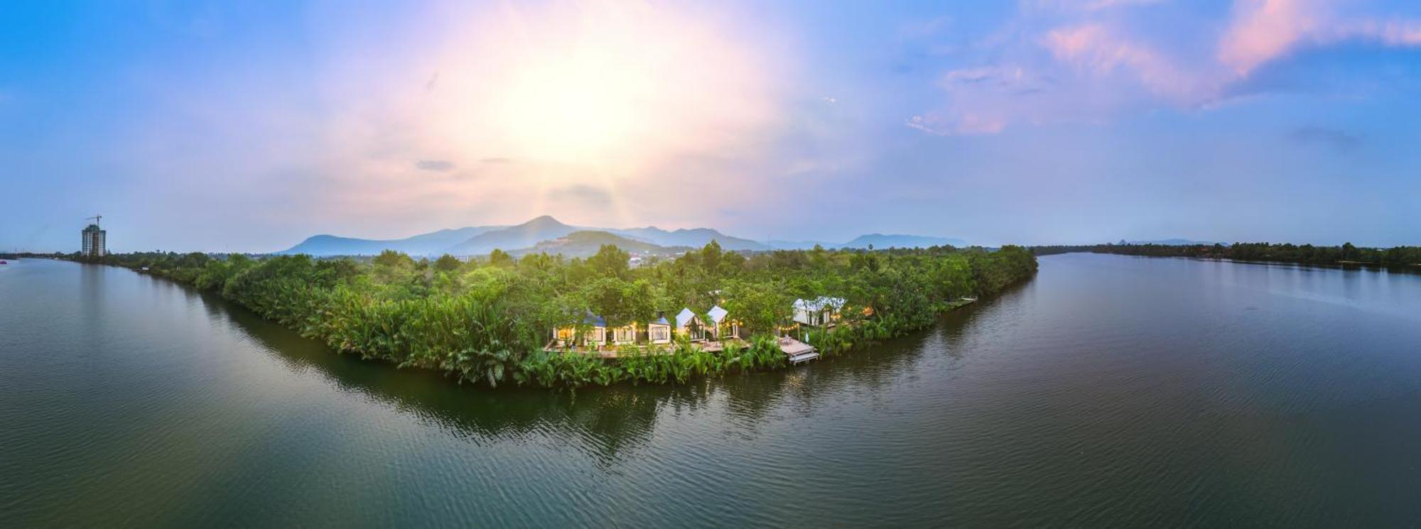 Kampot Riverfront Boutique Екстериор снимка