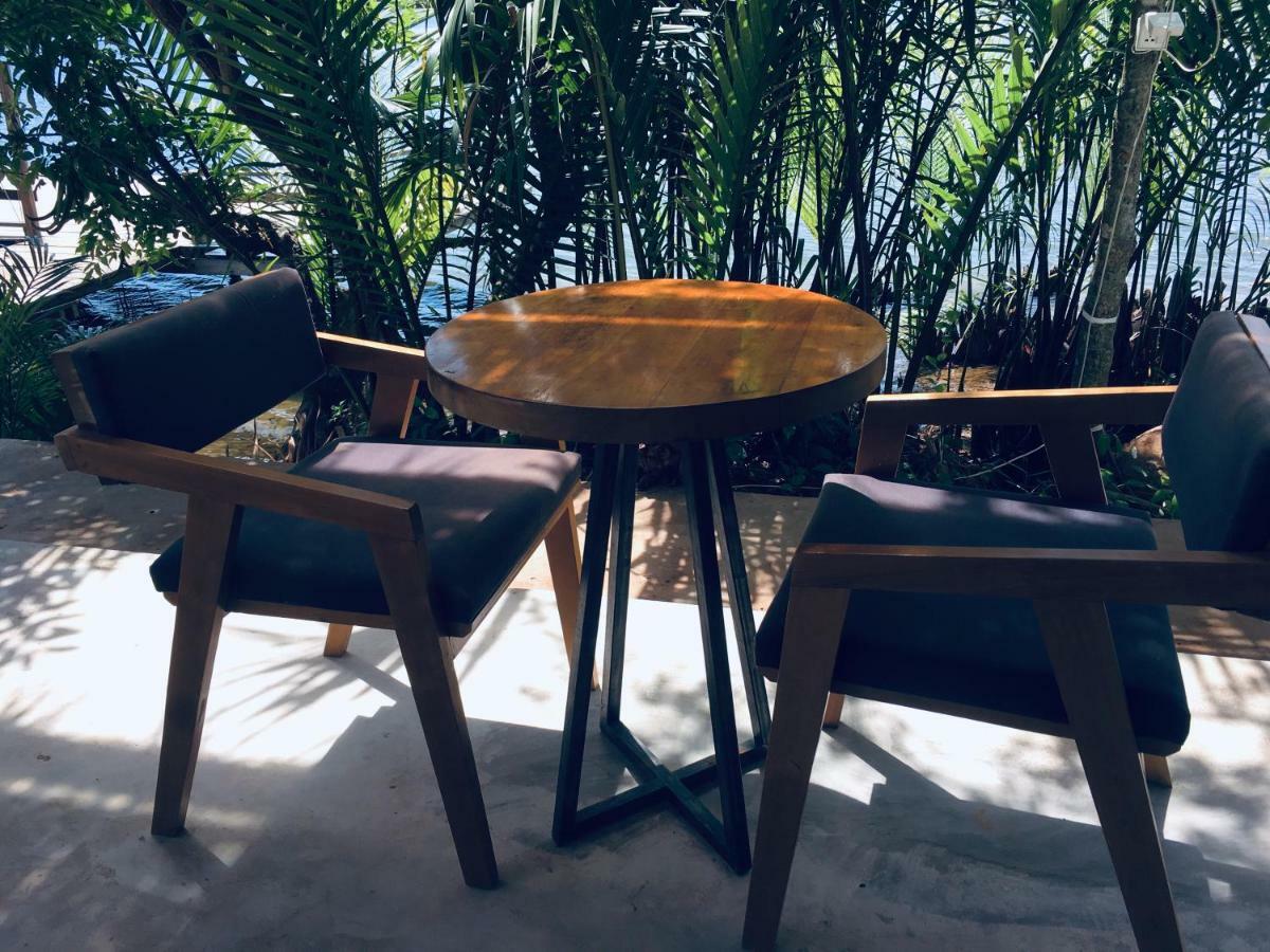 Kampot Riverfront Boutique Екстериор снимка